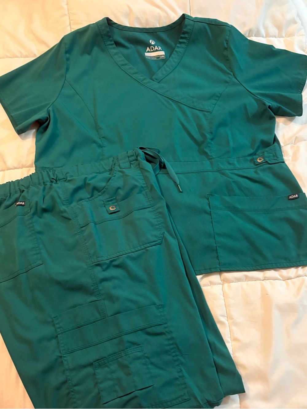 EUC Adar Pro Jewel Green Scrub Set 2XL